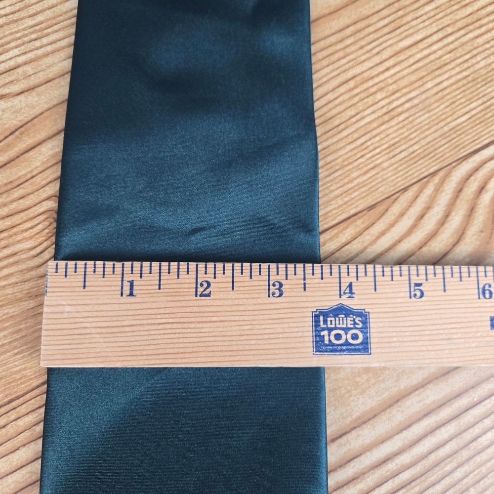 Fratello Necktie Mens OS Forest Green Solid Satin Hand Made Classic Formal Tie - Picture 2 of 5